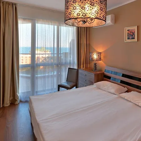 Hotel apartamentowy Golden Line