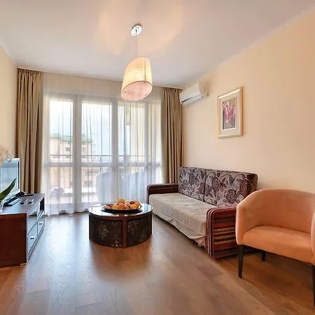 Hotel apartamentowy Golden Line