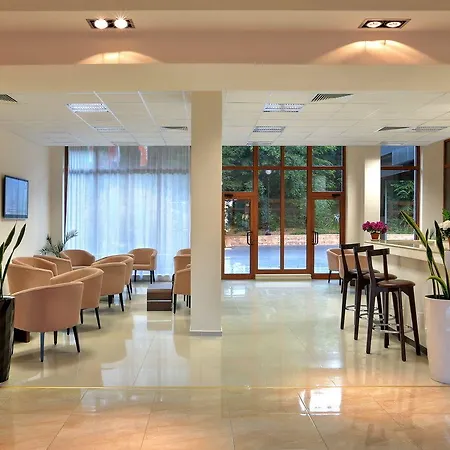 Hotel apartamentowy Golden Line 4*