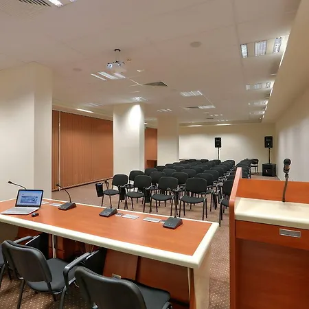 Hotel apartamentowy Golden Line 4*