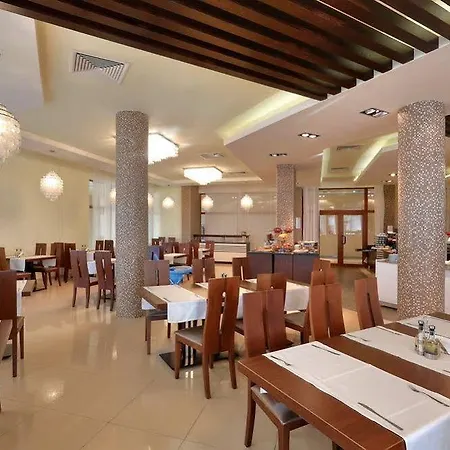 Golden Line Aparthotel