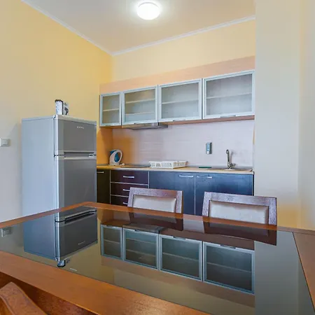 Golden Line Aparthotel