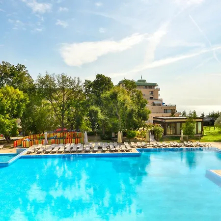 Golden Line Aparthotel