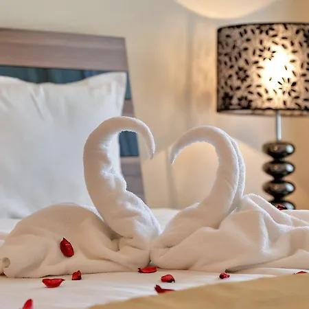 Golden Line Hotel apartamentowy 4*