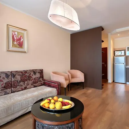 Hotel apartamentowy Golden Line 4*