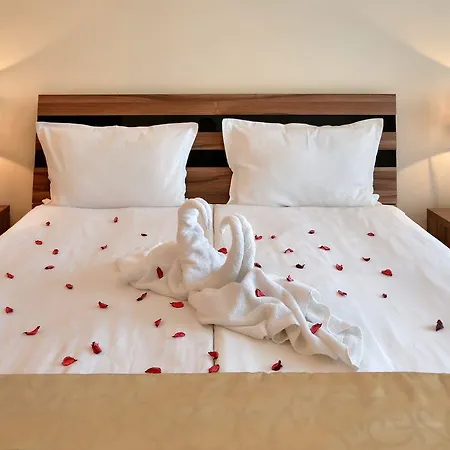 Hotel apartamentowy Golden Line Złote Piaski