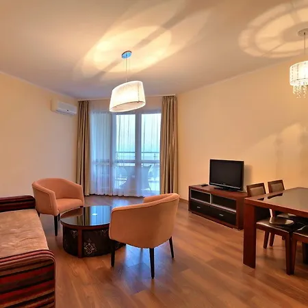 Hotel apartamentowy Golden Line 4*