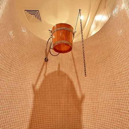 Golden Line Golden Sands