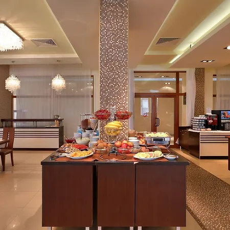 Golden Line Hotel apartamentowy 4*