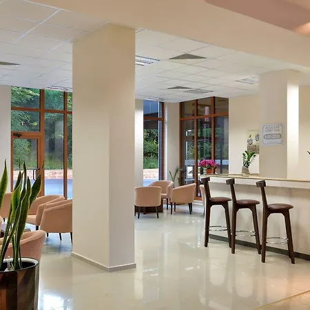 Golden Line Lejlighedshotel 4*
