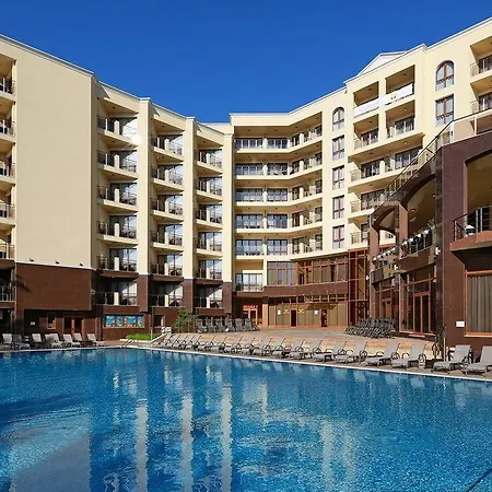 Golden Line Lejlighedshotel 4*
