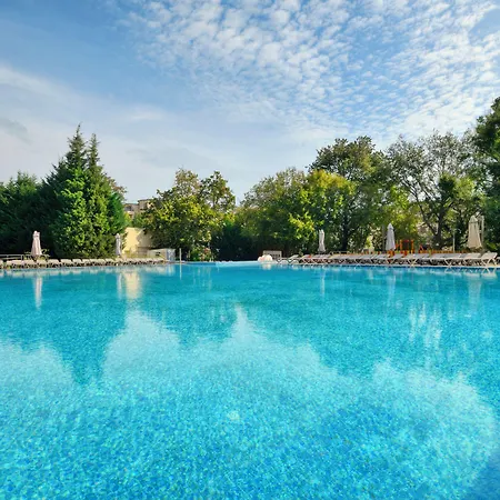 Hotel apartamentowy Golden Line 4*