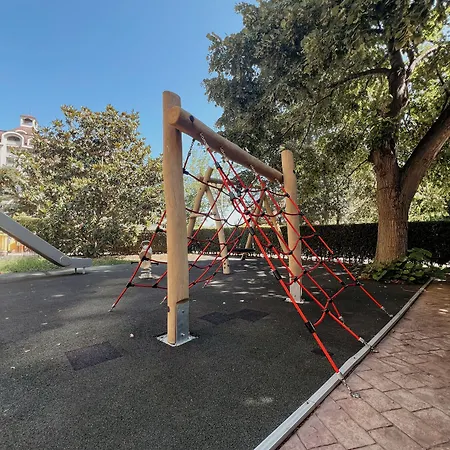 Golden Line Ξενοδοχείο με διαμερίσματα 4*