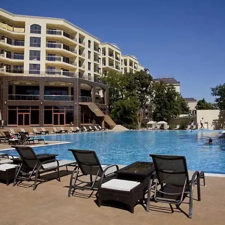 Aparthotel Golden Line