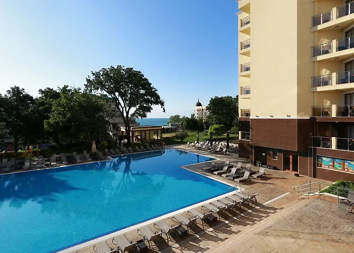 Lejlighedshotel Golden Line 4*