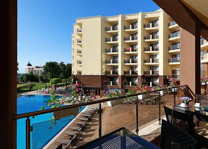 Golden Line Aparthotel