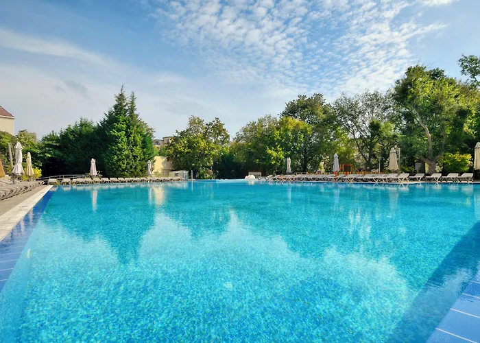 Lejlighedshotel Golden Line 4*