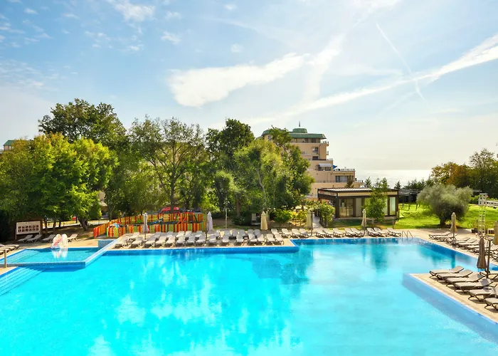 Golden Line Goudstrand